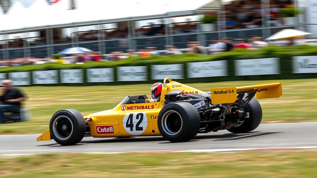 Alain Prost conduisant la McLaren MP4/4 au Festival de Goodwood