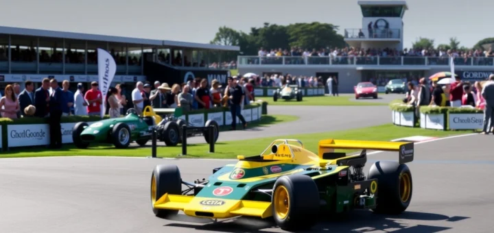 Ayrton Senna célébré au Goodwood Members' Meeting 2025 avec la Lotus 97T en démonstration.